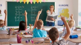 Jak szybko poprawić oceny w szkole? 7 skutecznych strategii dla uczniów od BUKI [Materiał promocyjny]