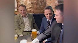 PiS wyciągnął rękę do Konfederacji. Mentzen… nie chce zamykać drogi do współpracy z Tuskiem
