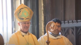 Canterbury: rezygnacja abp. Welby’ego, tymczasowy prymas zapowiada reformy