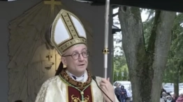 Chrystus w centrum, nie spór - mocne słowa abp. Adriana Galbasa w Wielkanoc