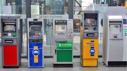 Zaskakujący ruch europejskich banków. Apelują o… wypłacanie gotówki