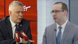Żaryn do Siemoniaka: Pana rzecznik to człowiek od informowania czy obrażania?