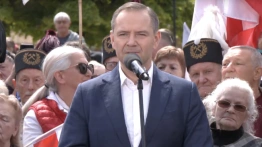 „Akt notarialny został podpisany”. Nawrocki przekazał mieszkanie stowarzyszeniu pomagającemu bezdomnym