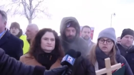 Mieszkańcy Kielna w obronie krzyża: Czekamy na słowo „przepraszam”