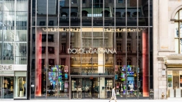 Dolce & Gabbana pokazuje kolekcję ubrań wzorowaną na… strojach liturgicznych