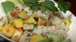 Meksykańskie Ceviche z białej ryby z mango
