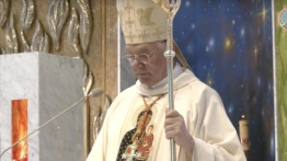 Kard. Gerhard Müller w obronie prawa do uczestnictwa w tradycyjnej Mszy