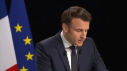 Francja wyśle siły pokojowe? Macron rozmawiał z Zełenskim