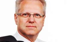 Prof. Górski dla Frondy: Węgry grają na Rosję, bo izolują je brukselskie elity