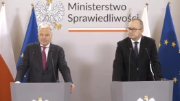 Był twarzą „walki o praworządność” w Polsce. Teraz wychodzą na jaw związki unijnego komisarza z Kremlem