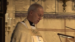 Trzęsienie ziemi we Wspólnocie Anglikańskiej. Abp Welby złożył rezygnację