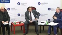 Ks. prof. Chrostowski: Ten list nie służy dobru Kościoła