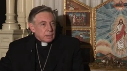 Abp Aguer: Zamiast czynić ludzi uczniami Chrystusa, Watykan przyjmuje ideologię rewolucji francuskiej!
