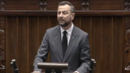 Rząd Tuska ograniczy 800 Plus? Niepokojące słowa wicepremiera