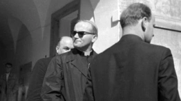 Rocznica urodzin Jana Pawła II: od „jakiegoś Polaka" do Papieża