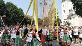 Boże Ciało w Łowiczu: tradycja, która prowadzi do Boga