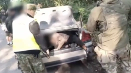 Przemytnicy nielegalnych migrantów ujęci na granicy z Litwą