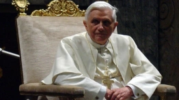 P. Chmielewski dla Frondy: Rok Benedykta XVI. Odkrywanie nieformalnego „doktora” Kościoła