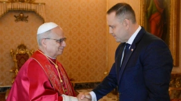 Prezydent spotkał się z papieżem. Zaprosił Leona XIV do Polski
