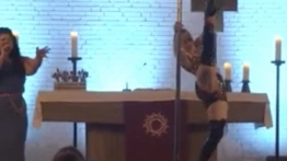 Niemiecka pastorka chciała przyciągnąć wiernych, więc… zorganizowała taniec na rurze