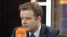 PiS szuka równowagi. Bochenek ujawnia kulisy rozmów wokół inicjatywy Morawieckiego