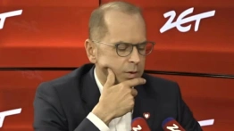 Pomyliły mu się flagi. Kolejna kompromitacja europosła Szczerby