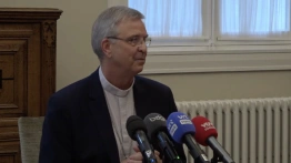 Belgijski biskup zapowiada święcenie żonatych mężczyzn. Powołuje się na synodalnosć