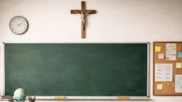 „Zbezcześciła krzyż na oczach dzieci”. Jest zawiadomienie ws. wydarzeń w Kielnie