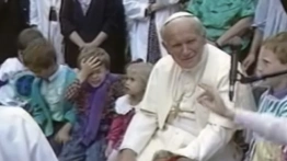 Św. Jan Paweł II: Pamiętajmy, że dzieci to dorośli jutra