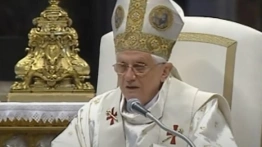 Benedykt XVI: Jak dostrzec miłosierdzie Pana?