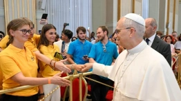 Młodzi neofici zachwyceni spotkaniem z Papieżem