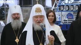 Moskiewski celibat tylko dla wiernych? Śledztwo obnaża prywatne życie Cyryla