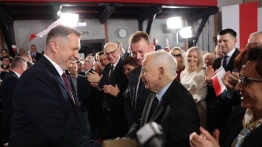 Sondaż: PiS w górę, KO traci! „Efekt Czarnka działa”