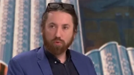 „Uzbrojone w mopy, naleśniki i frotownice, zamaskowane oddziały Żurka” - Wildstein ostro drwi z histerii obozu Tuska