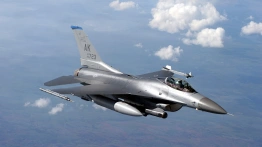 Szef NATO o F-16 dla Ukrainy: Mają prawo do uderzania w rosyjskie cele poza Ukrainą