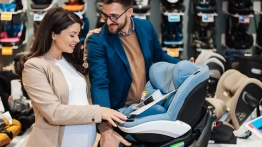 Jak wybrać fotelik dziecięcy? Praktyczny przewodnik dla rodziców [Materiał promocyjny]