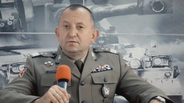 „Jestem zażenowany tym sposobem wydawania pieniędzy” – Gen. Gromadziński alarmuje ws. 180 mld zł z SAFE