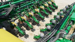 Które części rolnicze w maszynach najczęściej się wymienia?