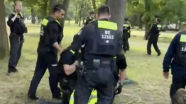 Skandal w Berlinie! Policja spacyfikowała Polaków, którzy chcieli uczcić polskie ofiary
