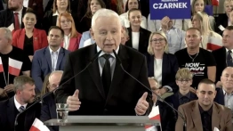 „Nie ma co się dziwić, że kasa szpitali jest pusta”. Prezes PiS celnie o sprawie Kacprzyka