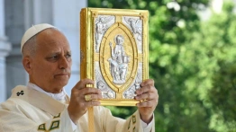 Papież: Wróćmy do Boga w Eucharystii, On ukształtował Hiszpanię