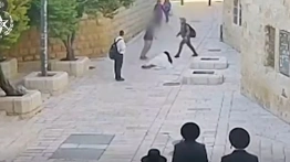 Izrael. Brutalny atak na katolicką zakonnicę przy Wieczerniku [Wideo, 18+]