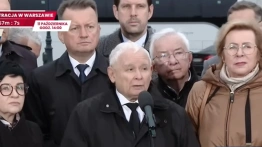 Grupa Putina cały czas działa – prezes PiS mocno o wandalach podczas miesięcznicy smoleńskiej
