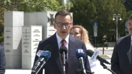Morawiecki apeluje do rządzących: Dość chowania głowy w piasek!