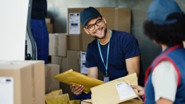 Paczka z Kanady do Polski – szybka i wygodna dostawa z Meest [Materiał promocyjny]