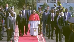 Paweł Chmielewski dla Frondy: Afrykański katechon. Leon XIV na Czarnym Lądzie