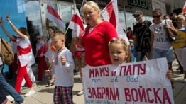 Po latach rozłąki Białorusince udało się uciec z reżimu do Polski i dzieci [Wideo]