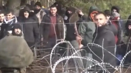 Niemcy: w sprawie migracji Tusk jest jak PiS
