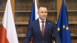 Prezydent Nawrocki ogranicza wizytę na Węgrzech. Powodem spotkanie Orbana z Putinem