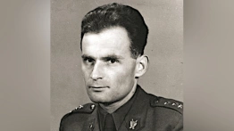 Przetrwał carskie więzienie, niemiecki obóz i sowiecki łagier. Zginął po wyroku Michnika